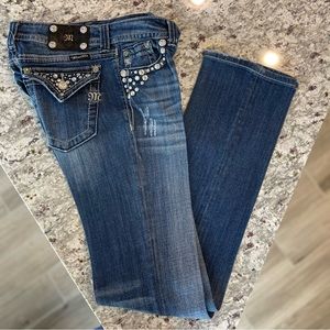 Miss Me Straight leg size 28